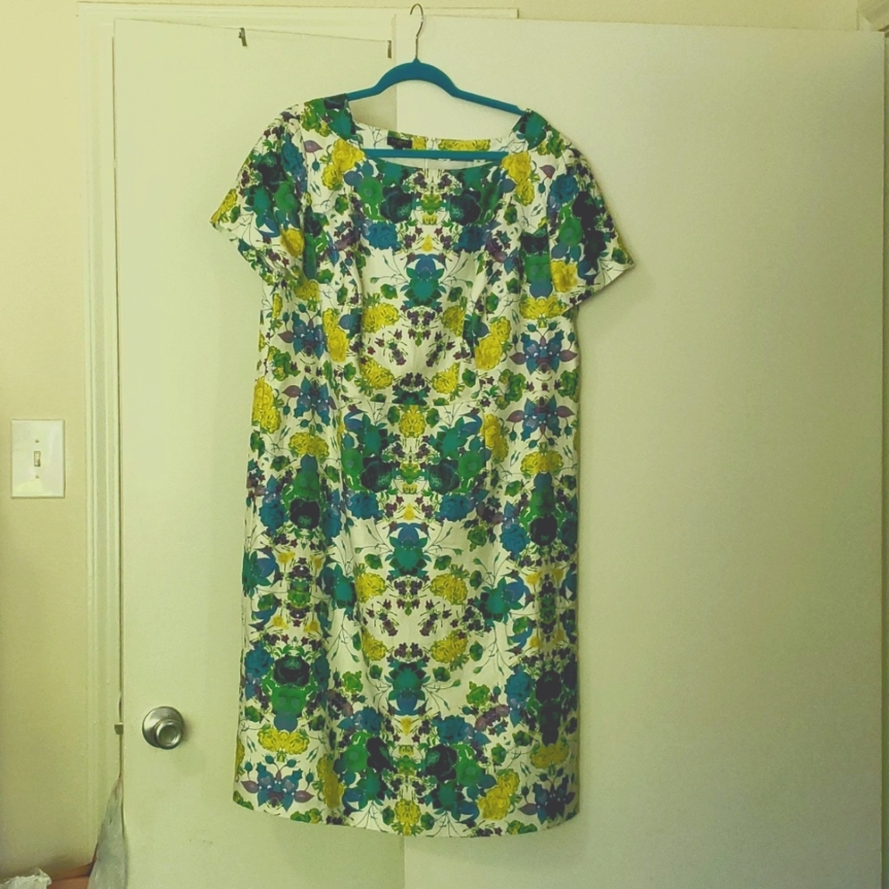 Cute Spring/Summer dress.